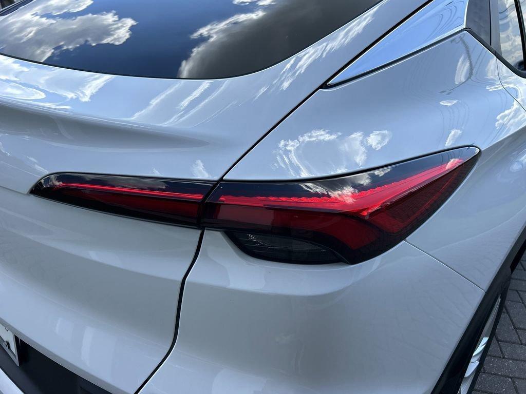 new 2025 Buick Envista car, priced at $23,290