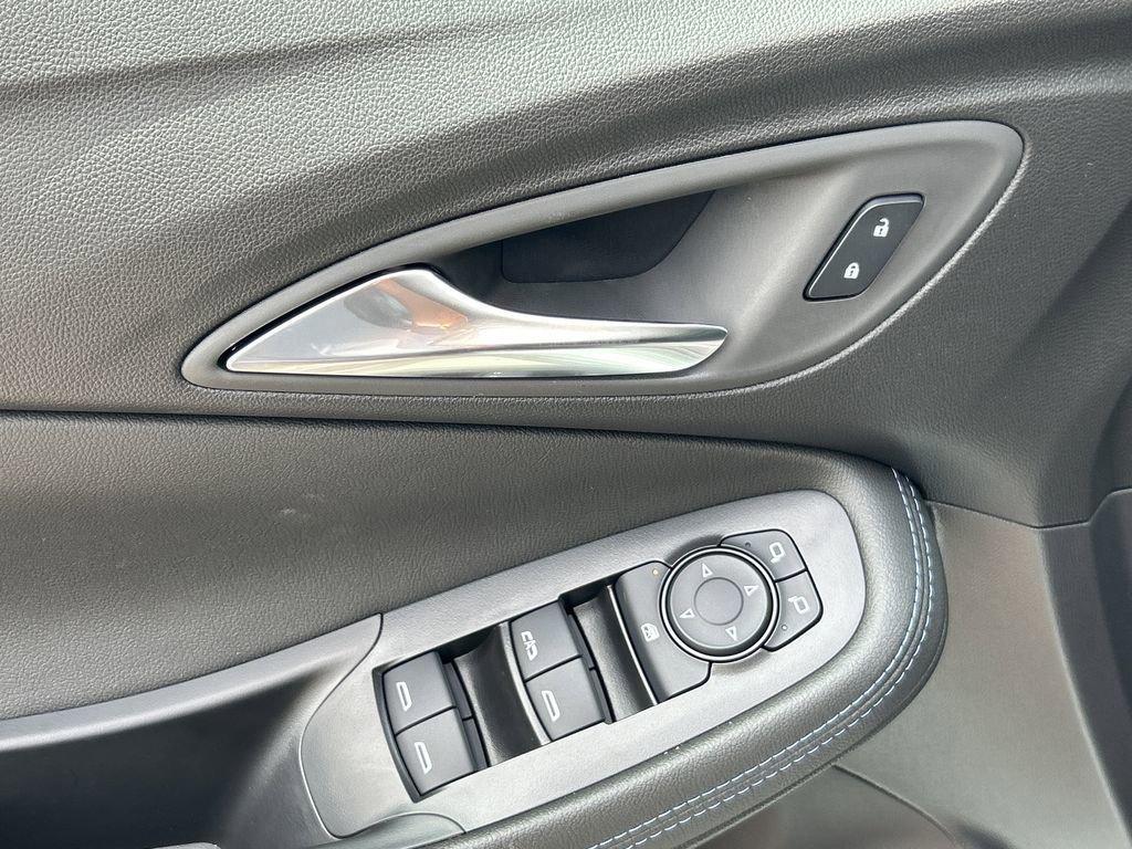 new 2026 Buick Encore GX car, priced at $32,175