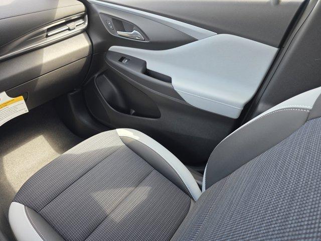 new 2025 Buick Envista car, priced at $26,285