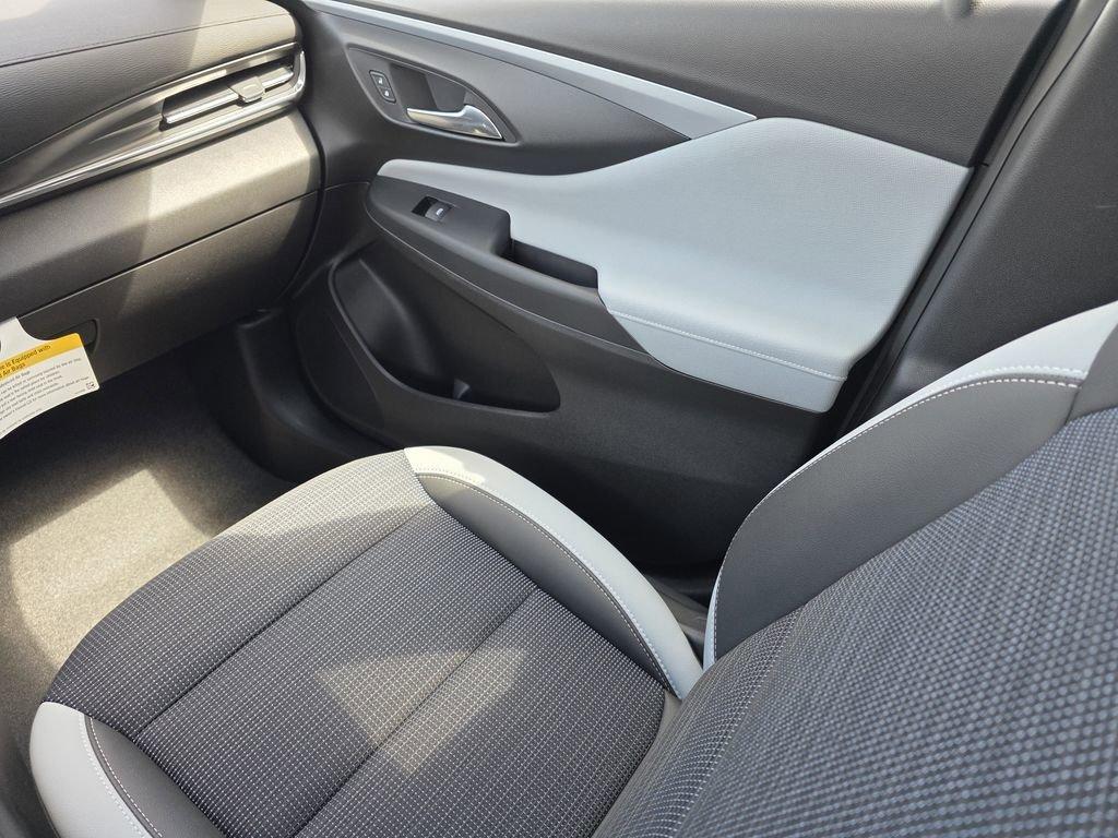new 2025 Buick Envista car, priced at $23,785