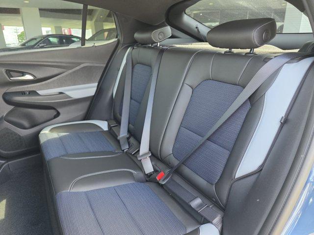 new 2025 Buick Envista car, priced at $26,285