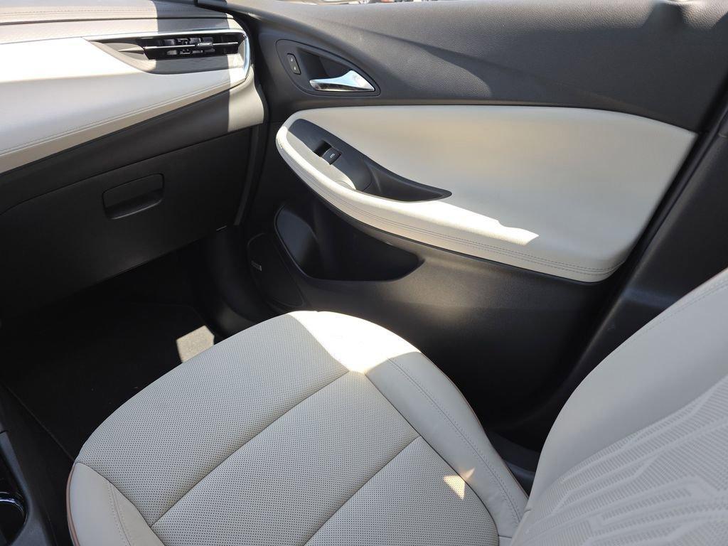new 2025 Buick Encore GX car, priced at $36,085