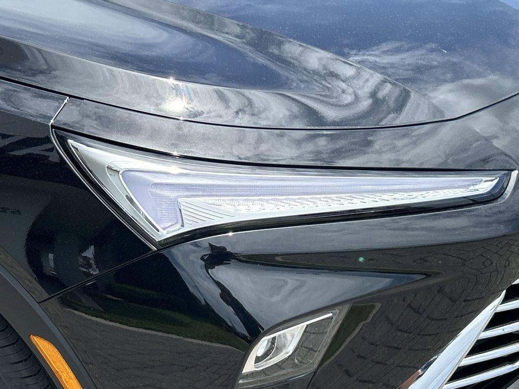 new 2025 Buick Envista car, priced at $25,415