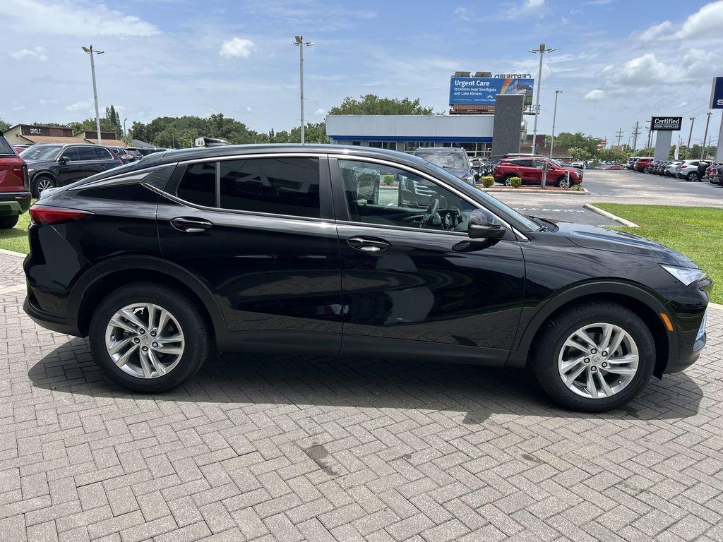 new 2025 Buick Envista car, priced at $25,415