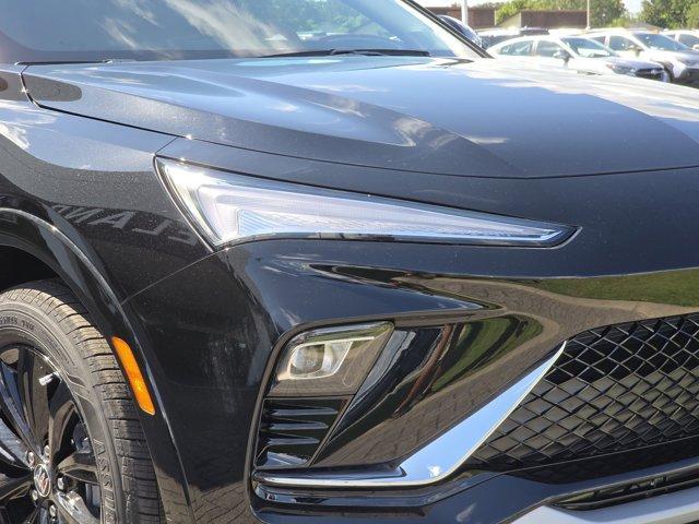 new 2025 Buick Envista car, priced at $30,070