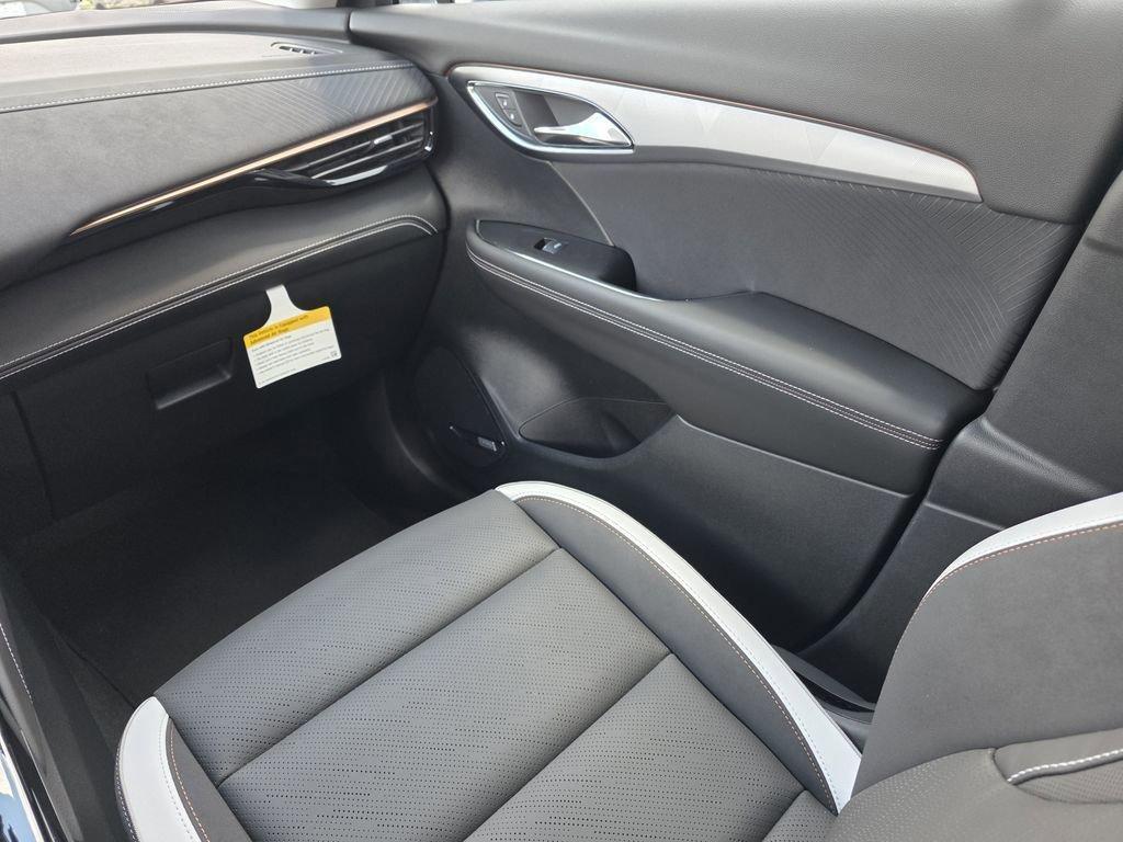 new 2025 Buick Envision car, priced at $42,385