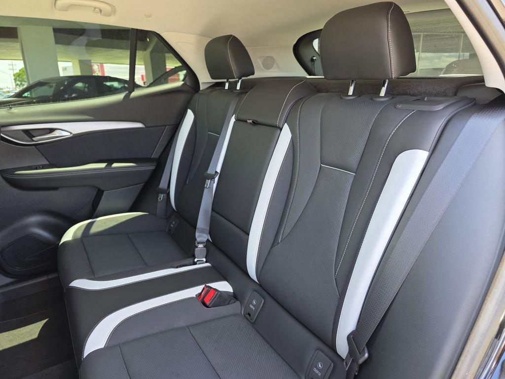 new 2025 Buick Envision car, priced at $36,390