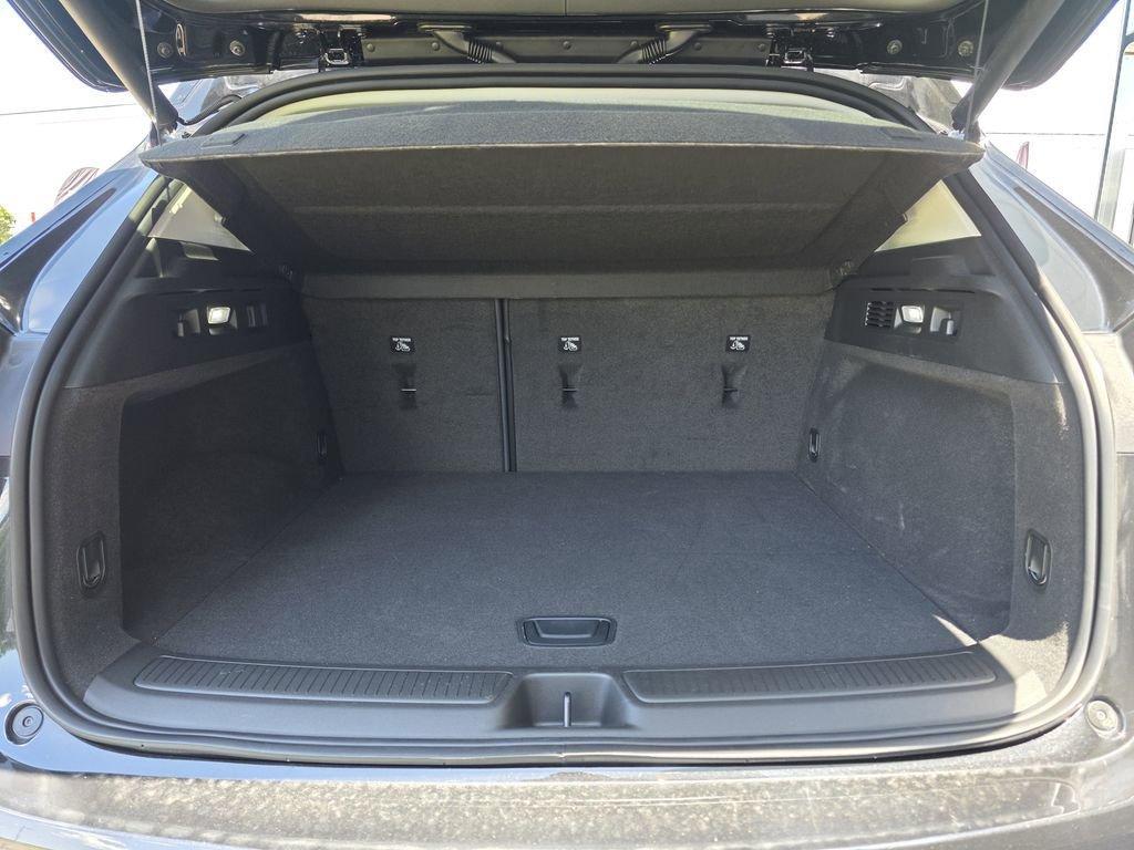 new 2025 Buick Envision car, priced at $36,390