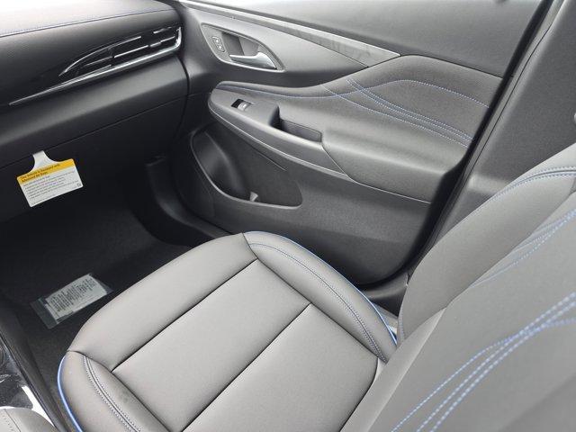 new 2025 Buick Envista car, priced at $29,575