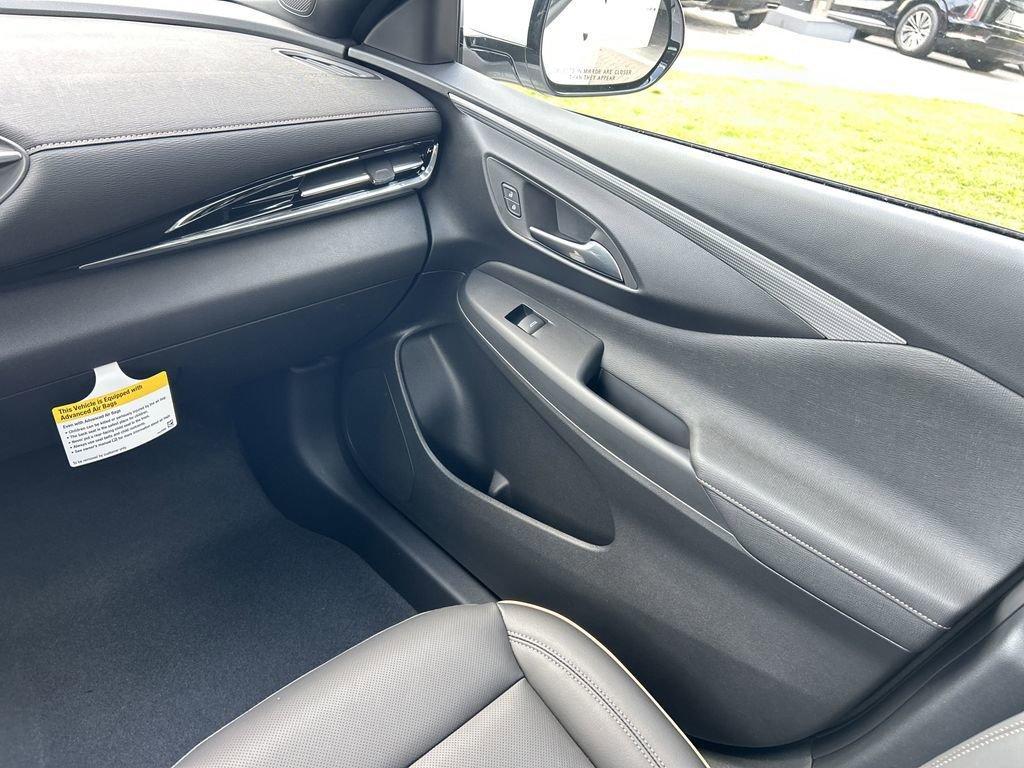 new 2025 Buick Envista car, priced at $29,185