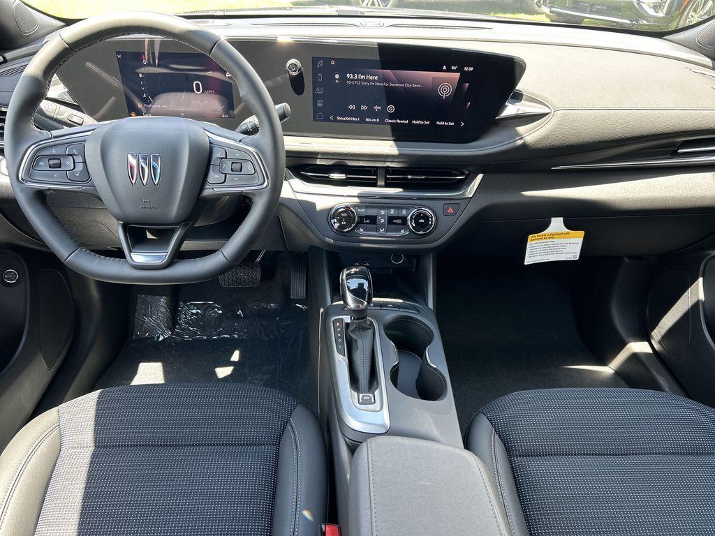 new 2025 Buick Envista car, priced at $27,915