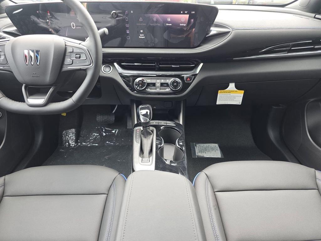 new 2025 Buick Envista car, priced at $29,575