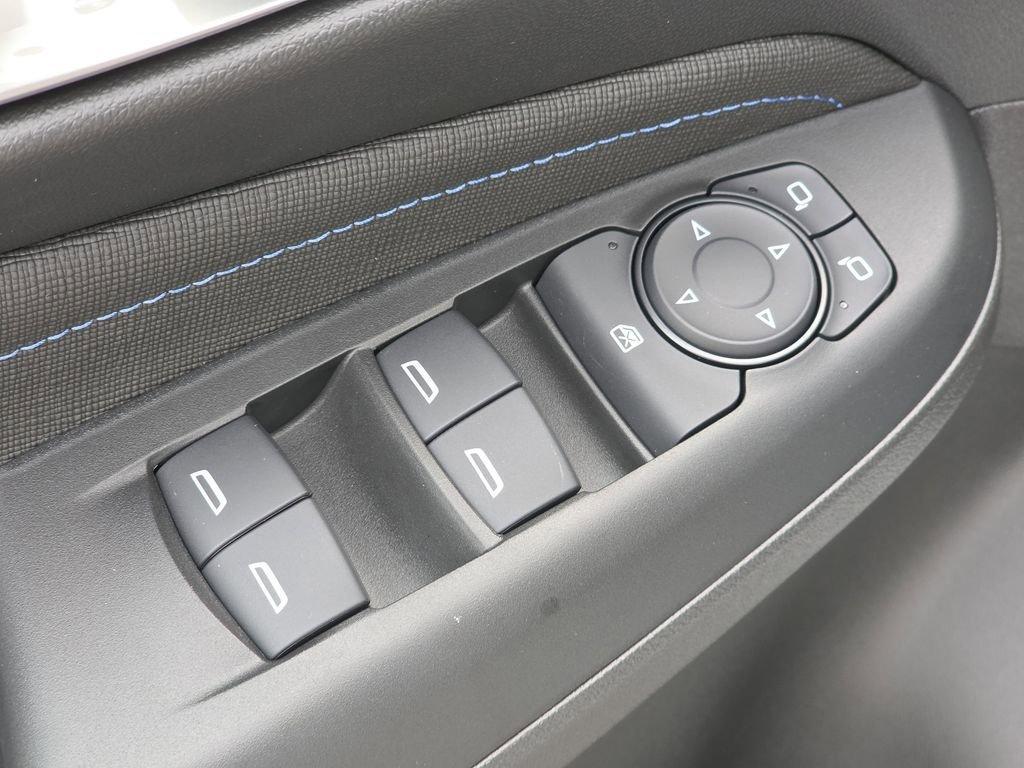 new 2025 Buick Envista car, priced at $29,575