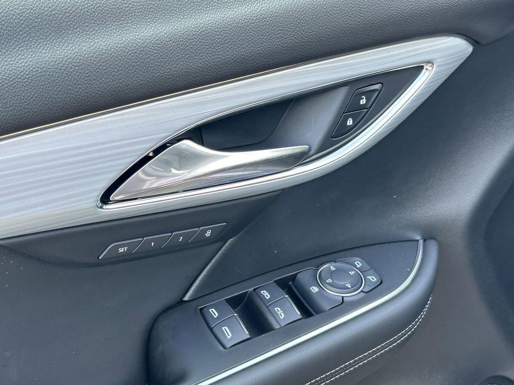 new 2025 Buick Envision car, priced at $49,595