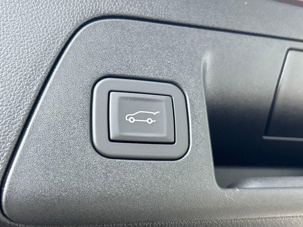 new 2025 Buick Envision car, priced at $49,595
