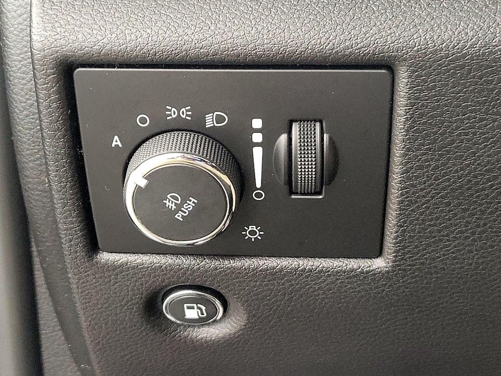 used 2020 Jeep Grand Cherokee car, priced at $20,998