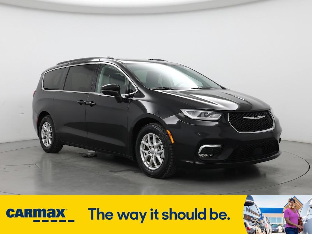 used 2022 Chrysler Pacifica car, priced at $27,998