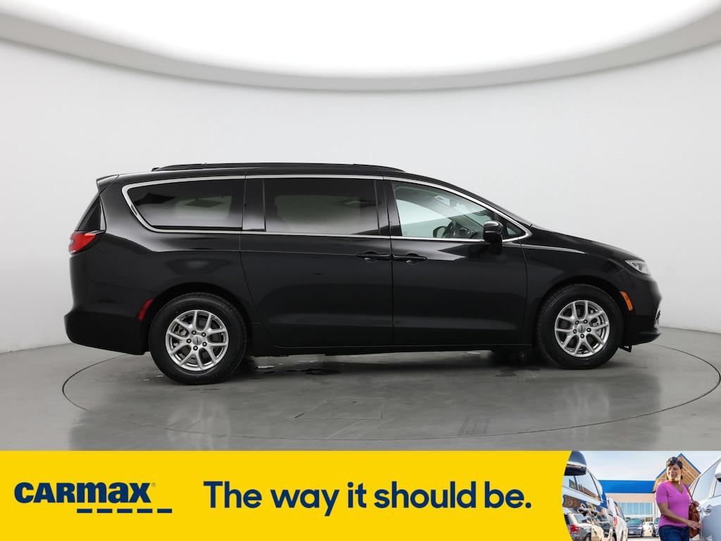 used 2022 Chrysler Pacifica car, priced at $27,998