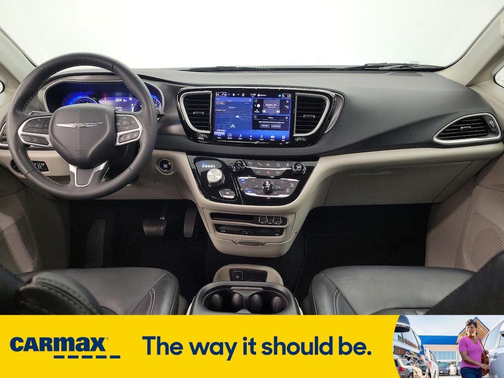 used 2022 Chrysler Pacifica car, priced at $27,998