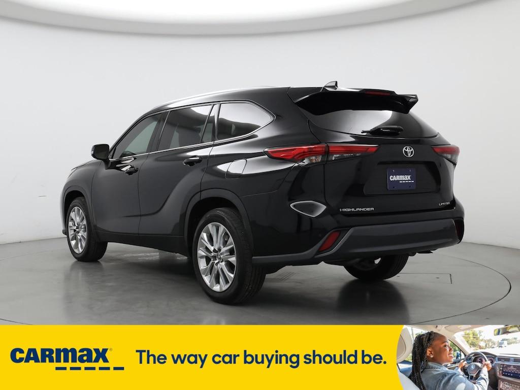 used 2021 Toyota Highlander car, priced at $31,998