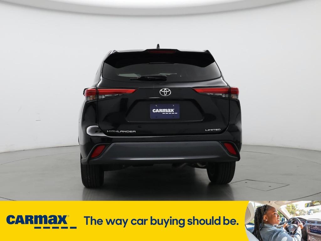 used 2021 Toyota Highlander car, priced at $31,998