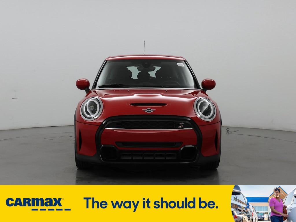 used 2024 MINI Hardtop car, priced at $25,998
