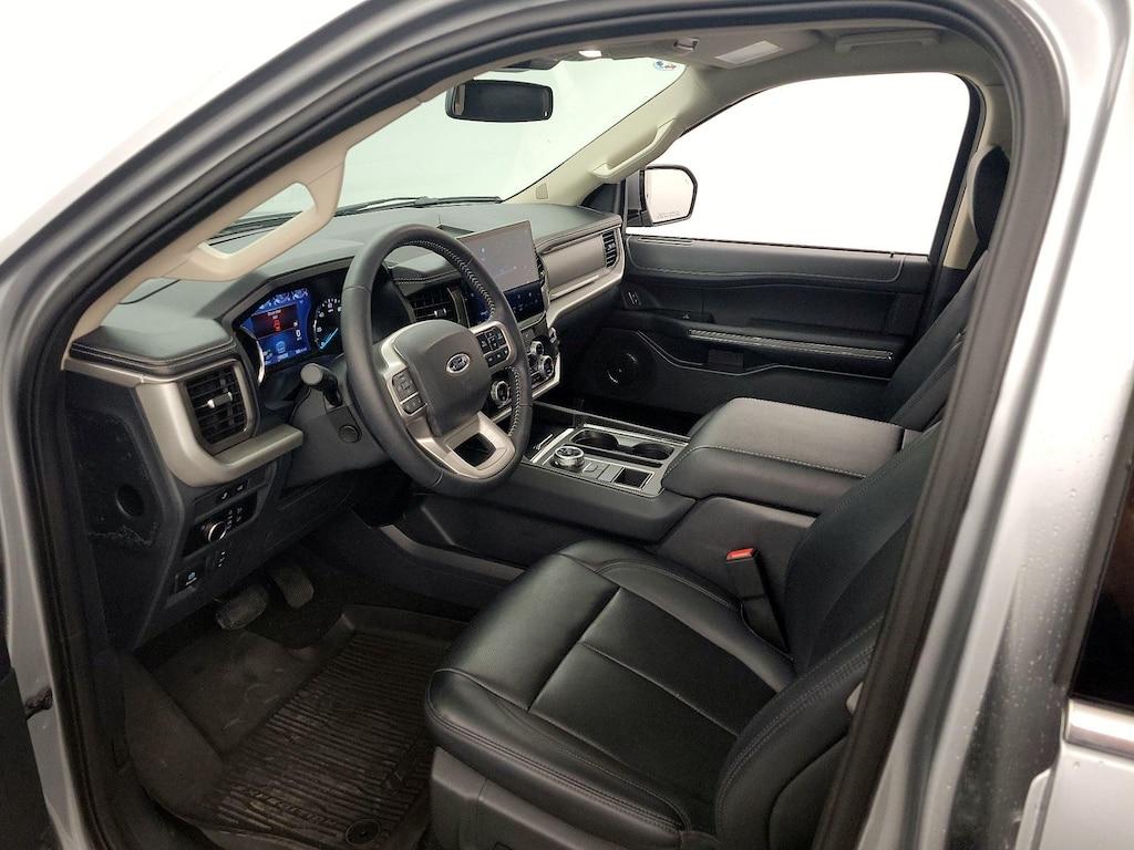 used 2024 Ford Expedition car, priced at $58,998