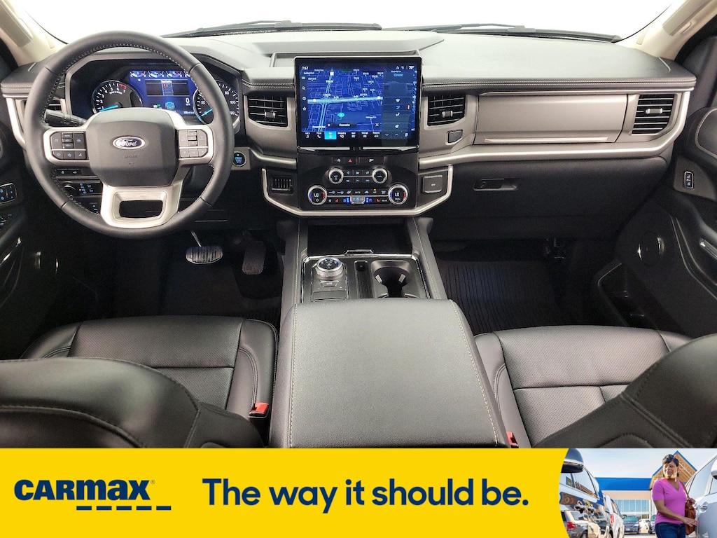 used 2024 Ford Expedition car, priced at $58,998