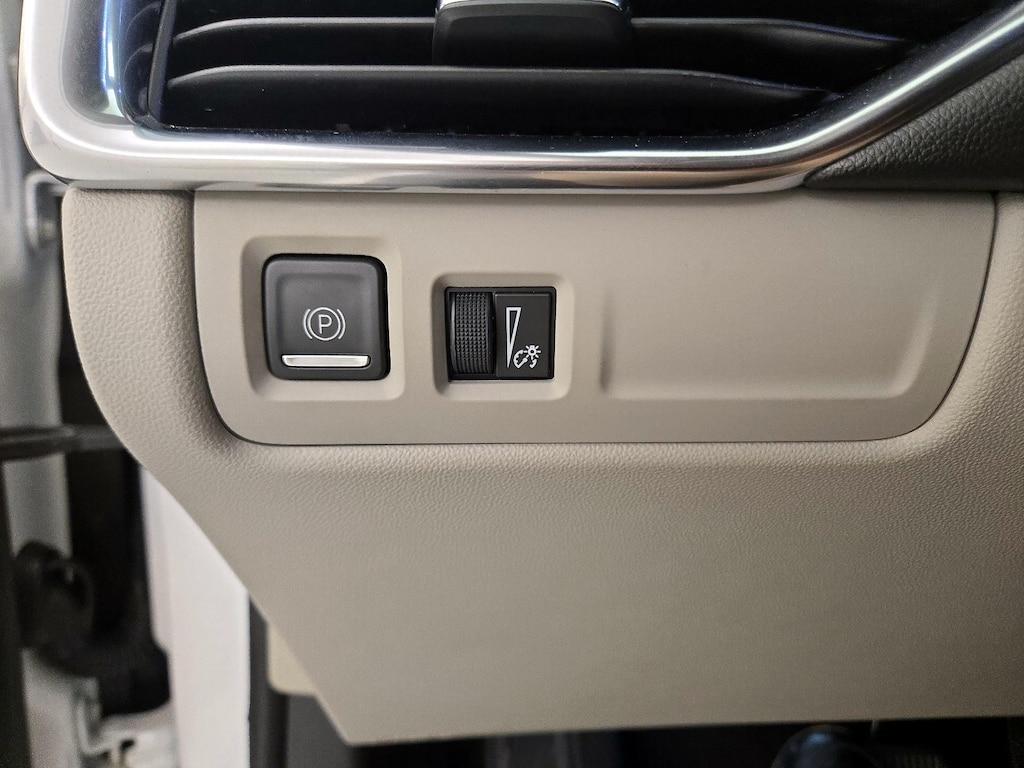 used 2020 Cadillac XT4 car, priced at $25,998