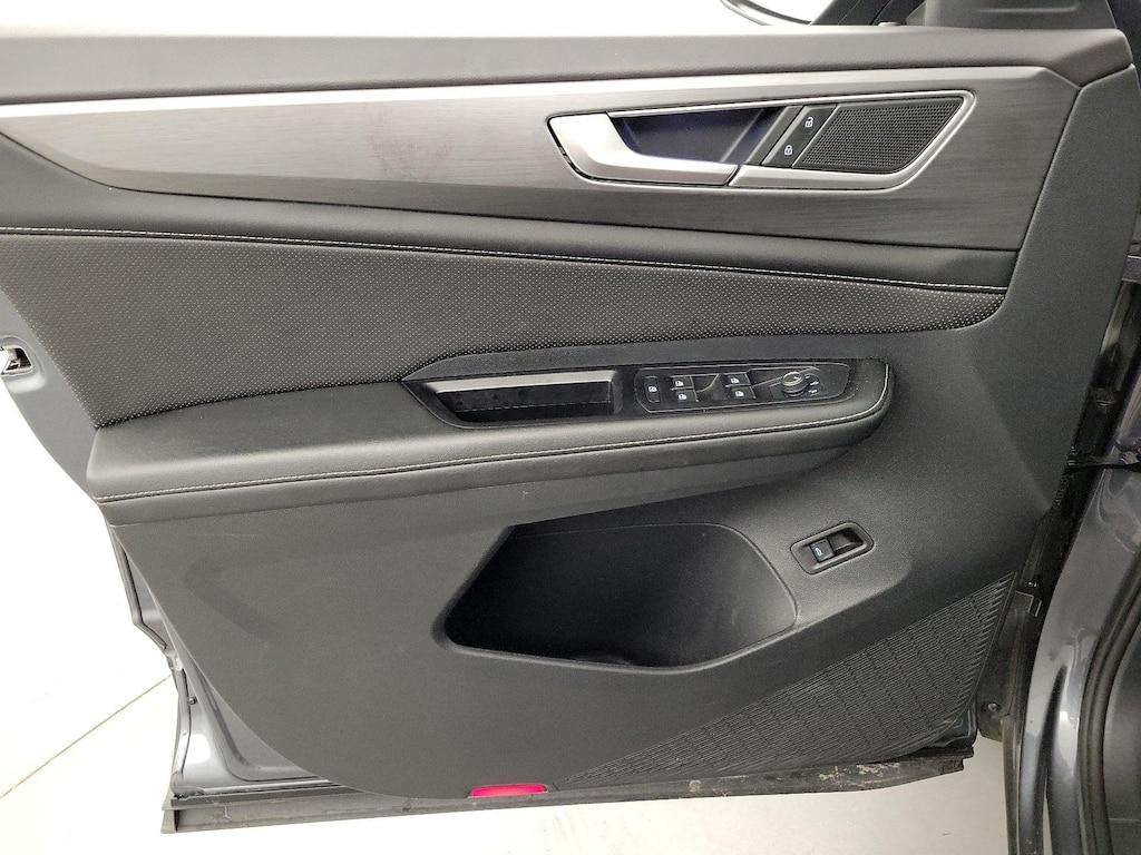 used 2024 Volkswagen Atlas Cross Sport car, priced at $32,998