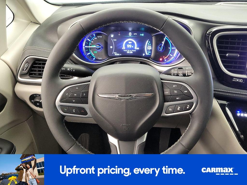 used 2022 Chrysler Pacifica Hybrid car, priced at $29,998