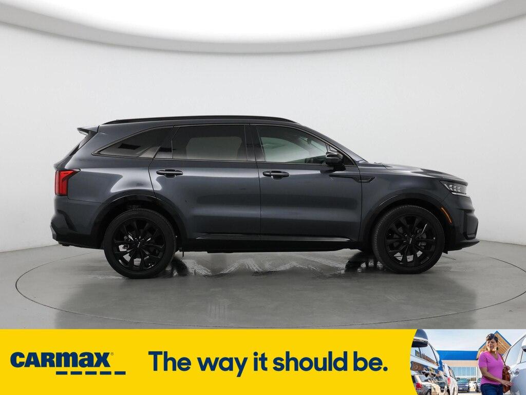 used 2022 Kia Sorento car, priced at $32,998
