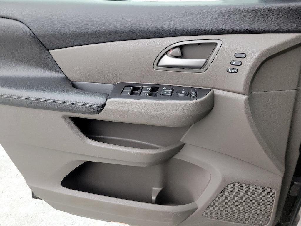 used 2013 Honda Odyssey car, priced at $15,998