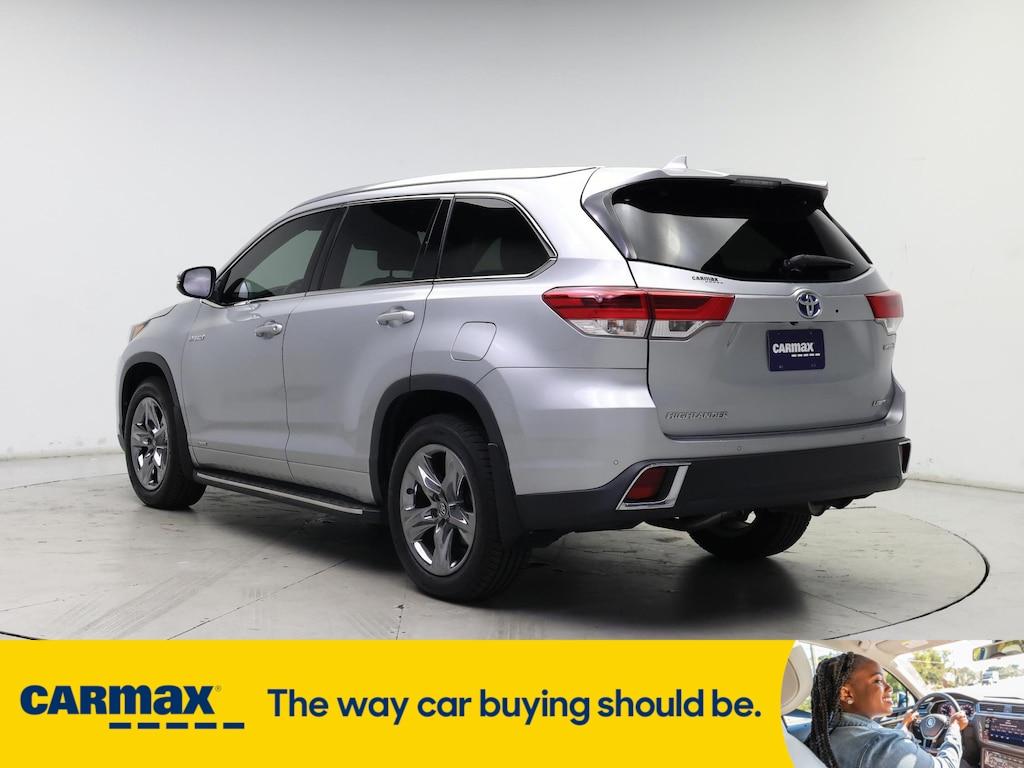 used 2019 Toyota Highlander Hybrid car, priced at $36,998