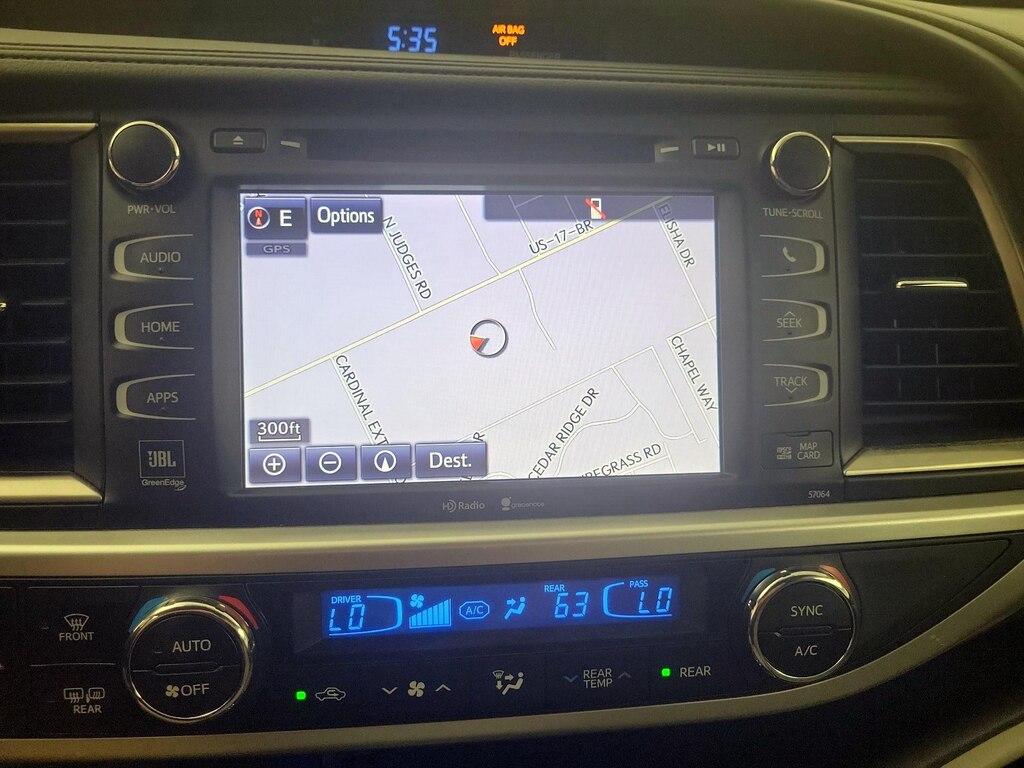 used 2014 Toyota Highlander car, priced at $26,998