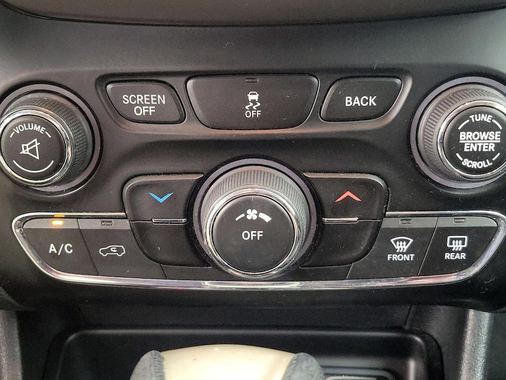 used 2015 Jeep Cherokee car, priced at $12,599