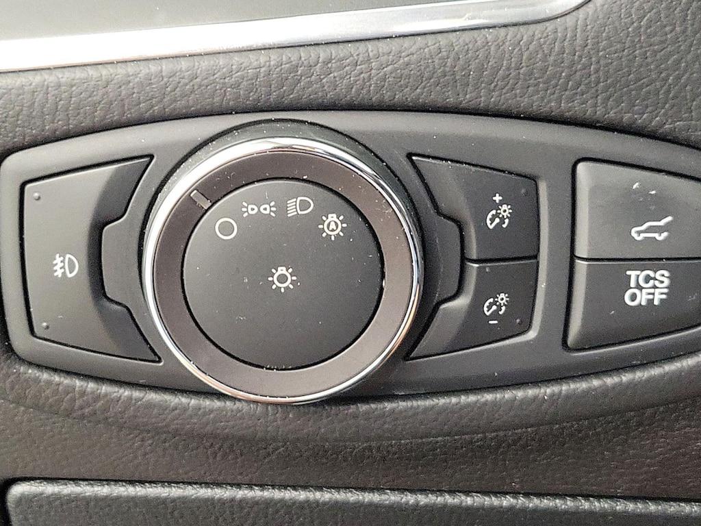 used 2019 Ford Edge car, priced at $15,998