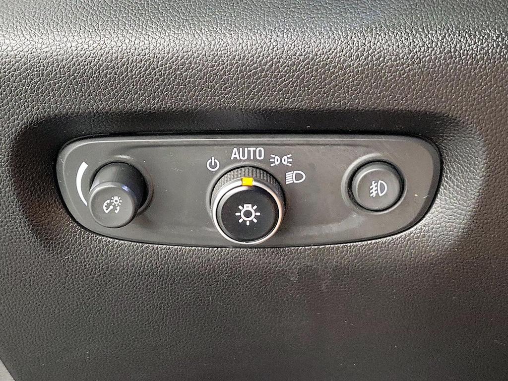 used 2018 Chevrolet Traverse car, priced at $19,998