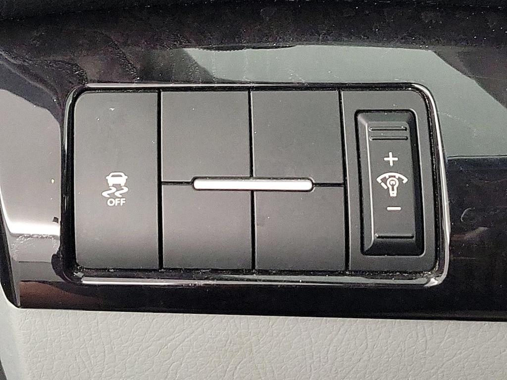 used 2015 Kia Sorento car, priced at $12,599