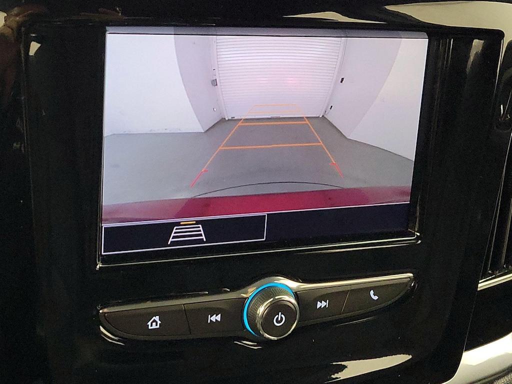 used 2023 Chevrolet Traverse car, priced at $26,998