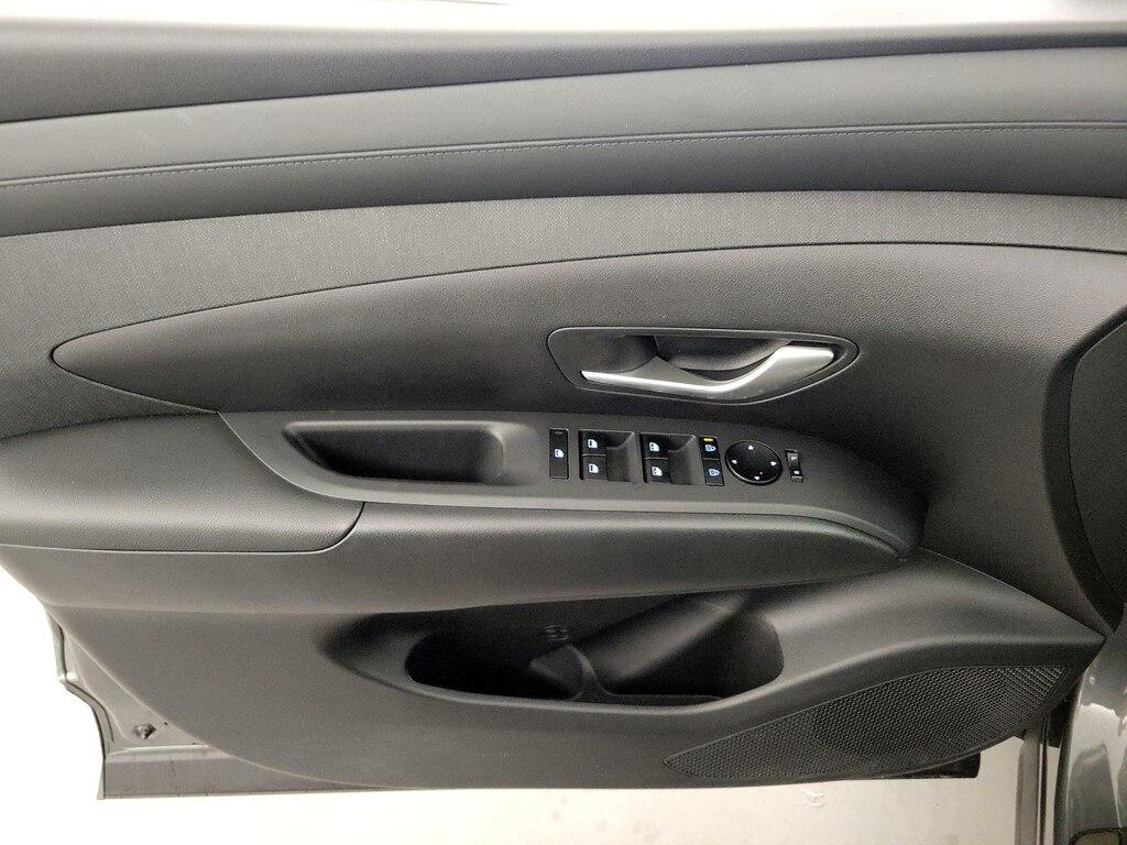 used 2025 Hyundai TUCSON Hybrid car, priced at $36,998