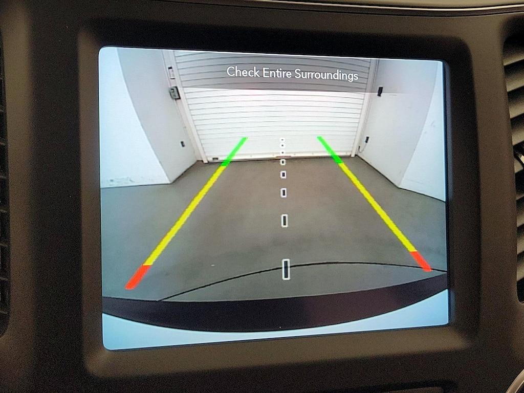 used 2023 Jeep Cherokee car, priced at $21,998