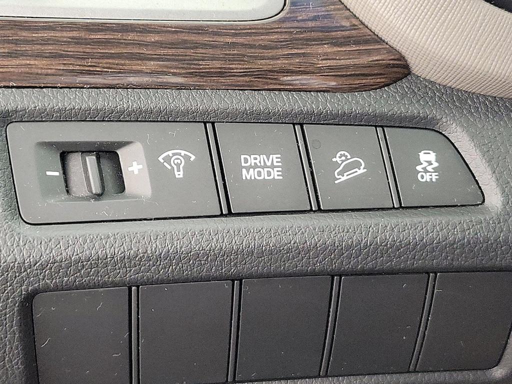 used 2018 Hyundai Santa Fe Sport car, priced at $11,998
