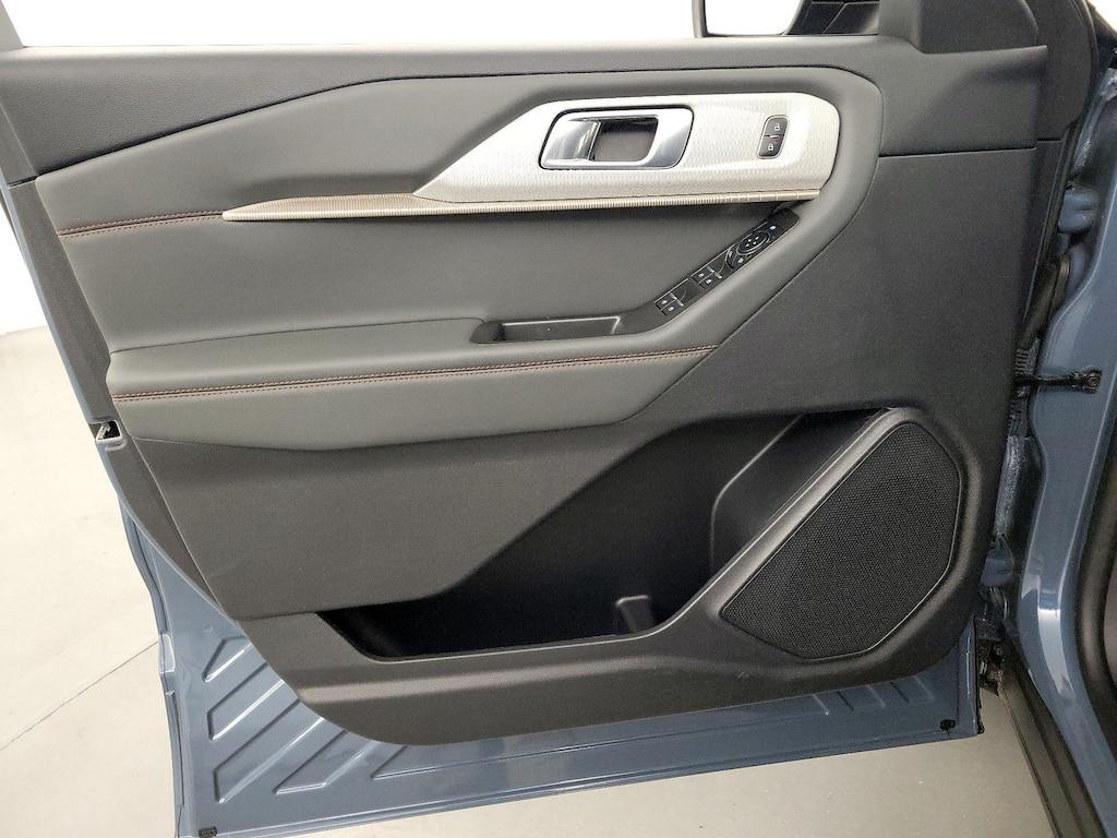 used 2025 Ford Explorer car, priced at $36,998