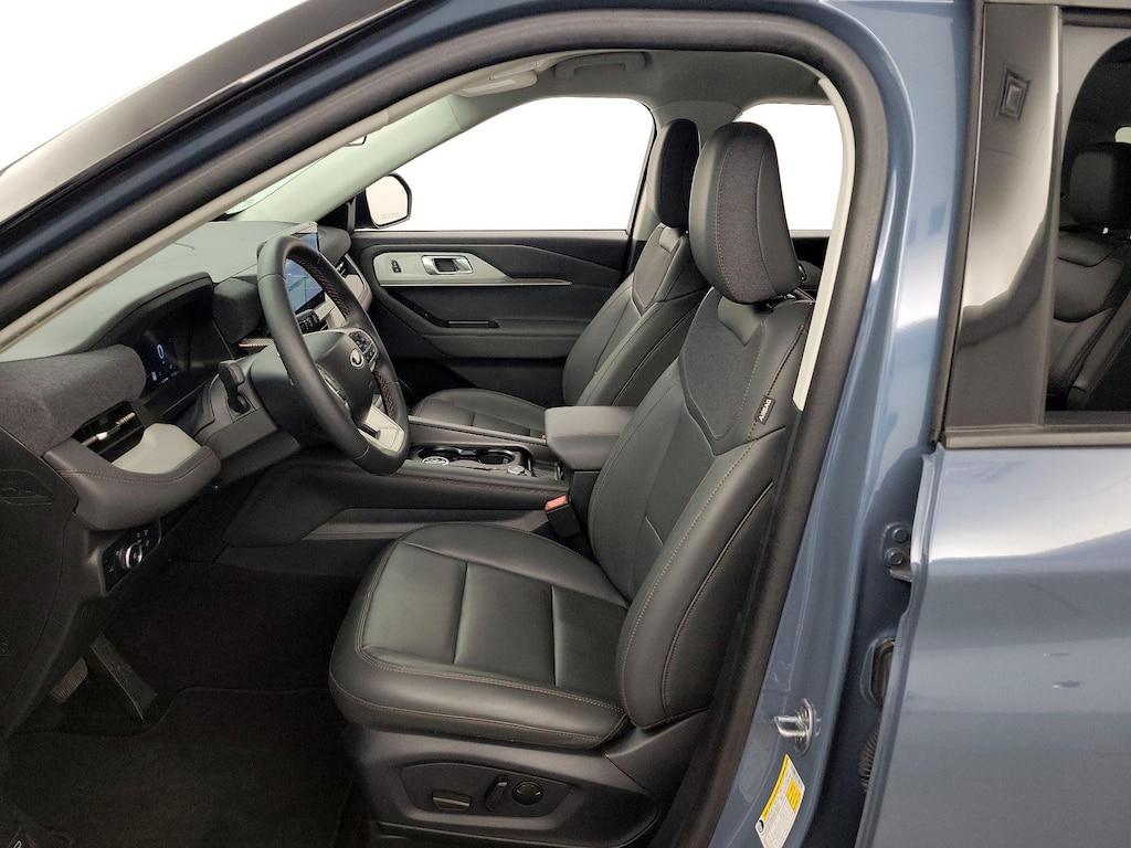 used 2025 Ford Explorer car, priced at $36,998