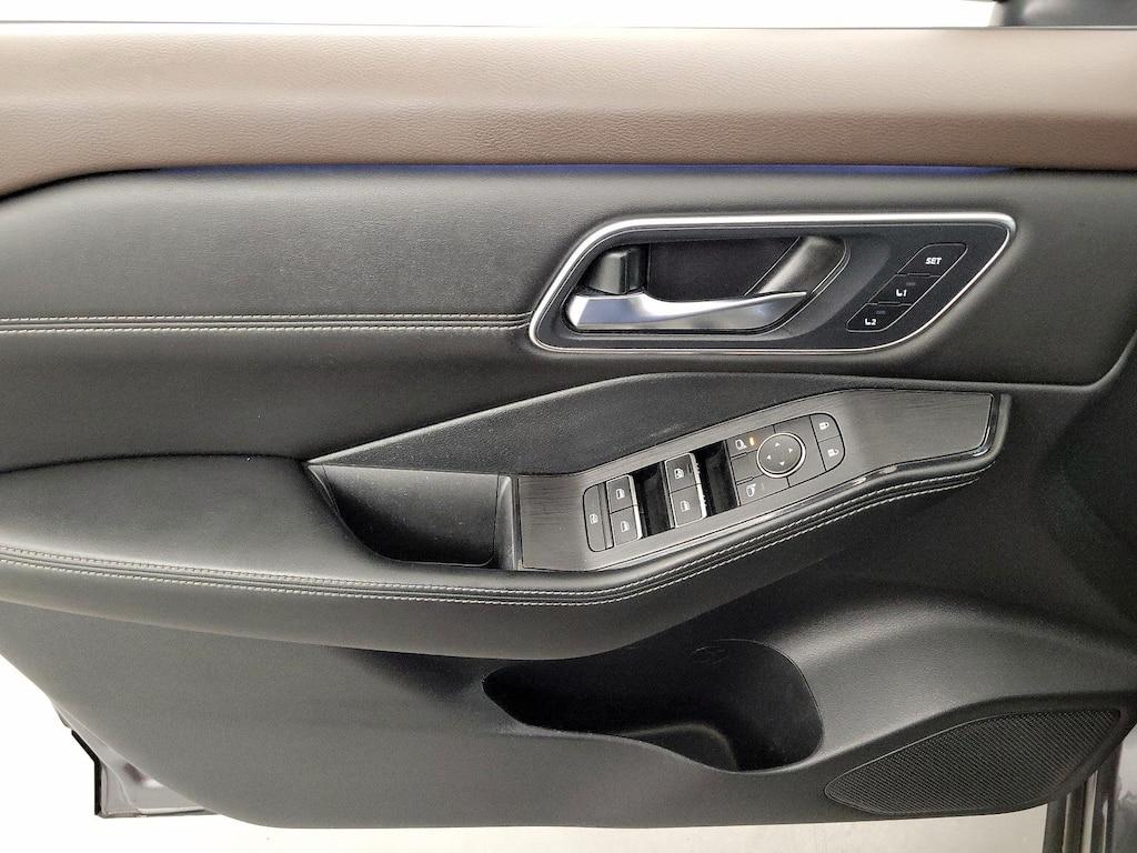 used 2023 Nissan Rogue car, priced at $23,998