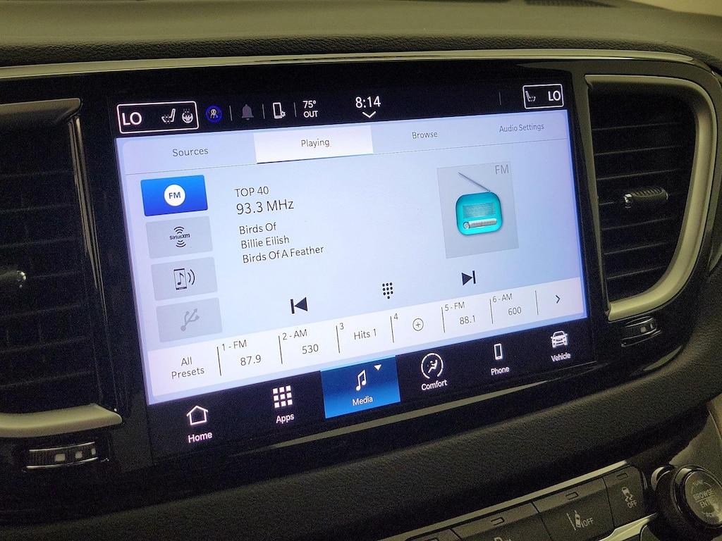 used 2023 Chrysler Pacifica car, priced at $27,998