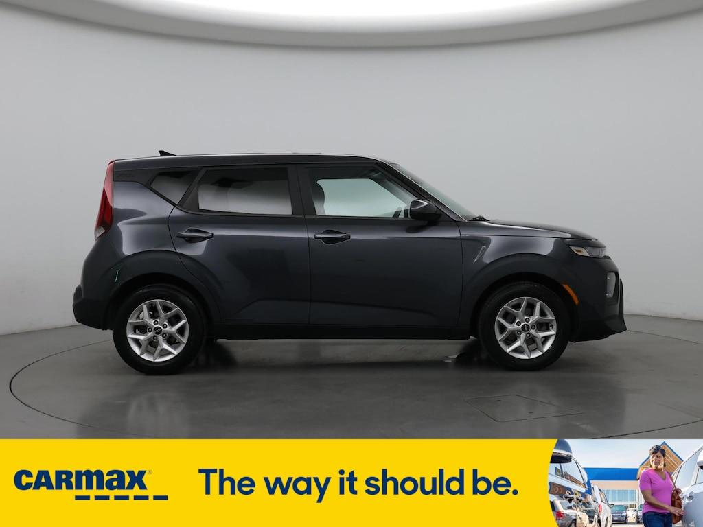 used 2022 Kia Soul car, priced at $17,998
