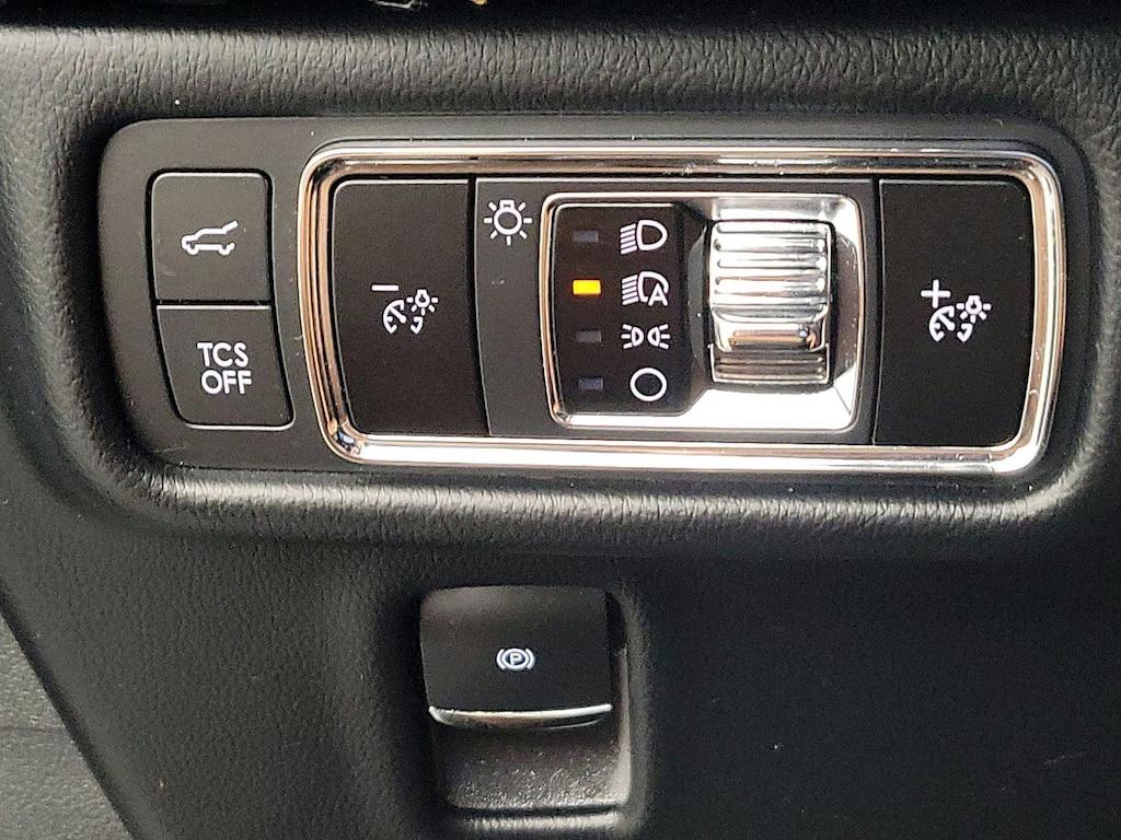 used 2023 Lincoln Nautilus car, priced at $34,998