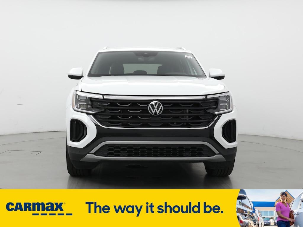 used 2024 Volkswagen Atlas Cross Sport car, priced at $35,998